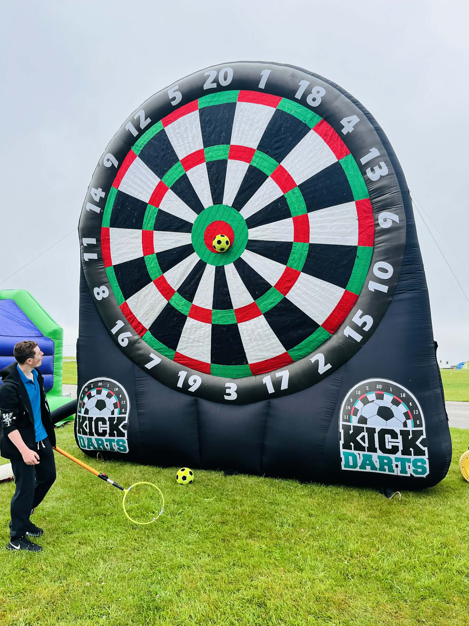 Kick Darts